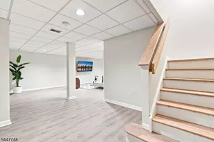 907 Colonia Rd, Elizabeth, NJ 07208 - Photo 38