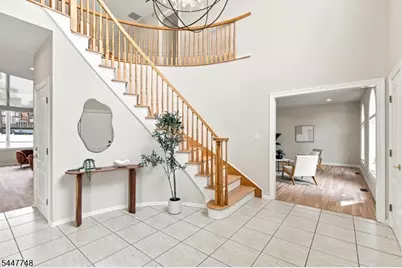 907 Colonia Rd, Elizabeth, NJ 07208 - Photo 4