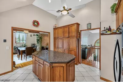 251 W Mountain Rd, Sparta Township, NJ 07871 - Photo 14