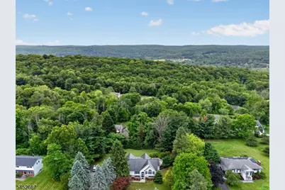251 W Mountain Rd, Sparta Township, NJ 07871 - Photo 2