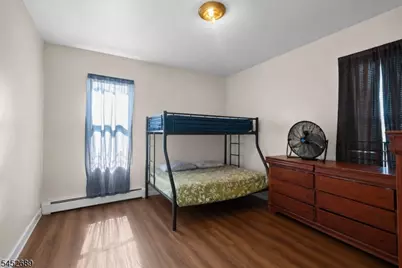 596 S 19th St, Newark, NJ 07103 - Photo 22