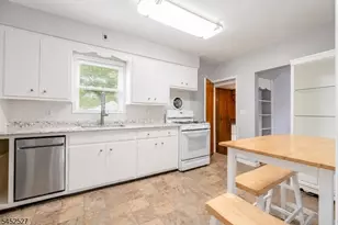 305 Manning Ave, North Plainfield, NJ 07060 - Photo 8