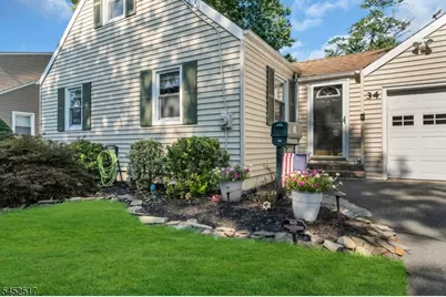 34 Baldwin Ave, South Bound Brook Boro, NJ 08880 - Photo 4