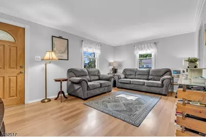34 Baldwin Ave, South Bound Brook Boro, NJ 08880 - Photo 6