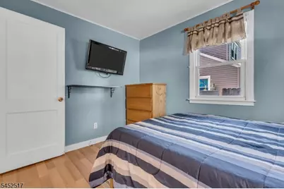 34 Baldwin Ave, South Bound Brook Boro, NJ 08880 - Photo 18