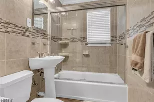 34 Baldwin Ave, South Bound Brook Boro, NJ 08880 - Photo 20
