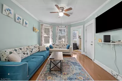 4 Gillies St, Clifton, NJ 07013 - Photo 4