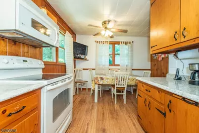131 S Ridgedale Ave, East Hanover Township, NJ 07936 - Photo 10