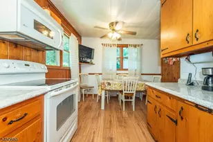 131 S Ridgedale Ave, East Hanover Township, NJ 07936 - Photo 10