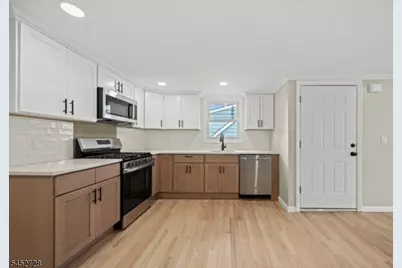 71 Moore Pl #2, Belleville, NJ 07109 - Photo 2