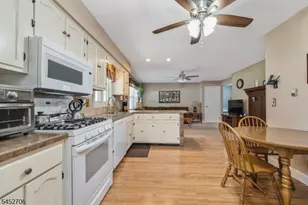 135 Rockafellows Mill Rd, Readington, NJ 08822 - Photo 14