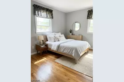 7 Spier Dr, Livingston, NJ 07039 - Photo 6