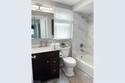 7 Spier Dr, Livingston, NJ 07039 - Photo 10