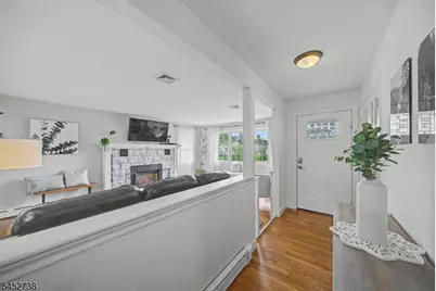 21 Struble Ln, Rockaway Township, NJ 07866 - Photo 2