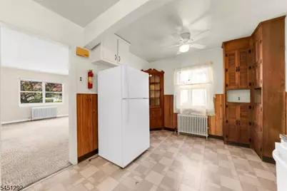 30 Pequannock Ave, Pompton Lakes, NJ 07442 - Photo 8