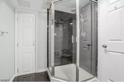 43 Oakland Ave, West Caldwell, NJ 07006 - Photo 22