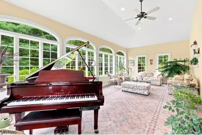 22 Ascot Dr, Washington Township, NJ 07853 - Photo 20
