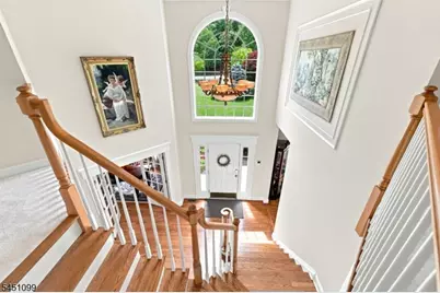22 Ascot Dr, Washington Township, NJ 07853 - Photo 6