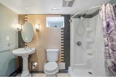 343 Delawanna Ave, Clifton, NJ 07014 - Photo 14
