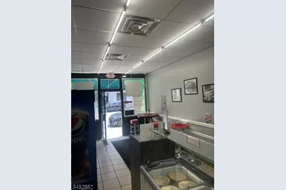 16 Green St, Newark, NJ 07102 - Photo 4