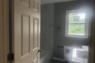 1040 McBride Ave, Woodland Park, NJ 07424 - Photo 2