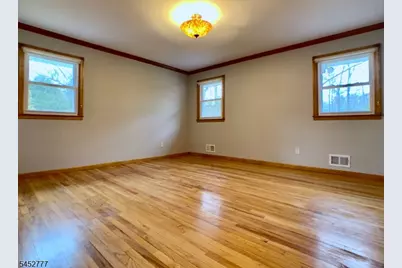 437 Patton Pl, Wyckoff Township, NJ 07481 - Photo 14