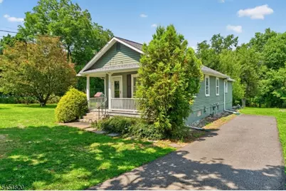 11 Pulaski Rd, Readington, NJ 08889 - Photo 2