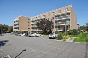 38 Moonachie Rd, Hackensack, NJ 07601 - Photo 2
