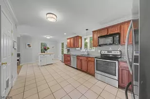 5 Valhalla Way, Rockaway Township, NJ 07866 - Photo 14