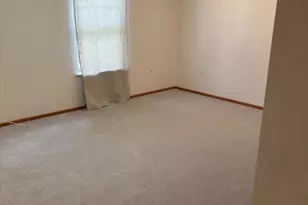 10 Lindsey Ct, Franklin Township, NJ 08823 - Photo 6