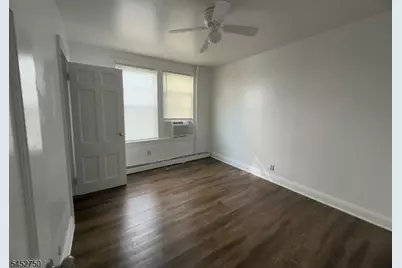 545 Newark Ave, Kenilworth, NJ 07033 - Photo 10