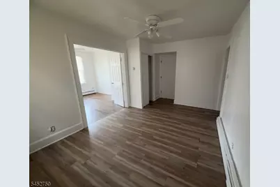 545 Newark Ave, Kenilworth, NJ 07033 - Photo 4