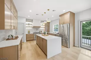35 Sycamore Ave, Livingston, NJ 07039 - Photo 4