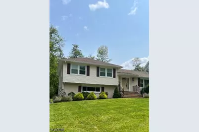 21 Oak Ridge Rd, Berkeley Heights Township, NJ 07922 - Photo 2