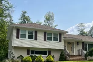 21 Oak Ridge Rd, Berkeley Heights Township, NJ 07922 - Photo 2