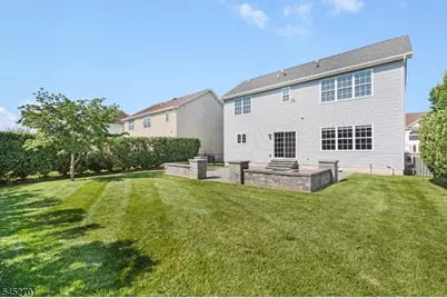 10 Willocks Cir, Franklin Township, NJ 08873 - Photo 24