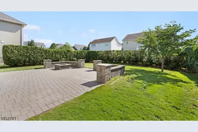 10 Willocks Cir, Franklin Township, NJ 08873 - Photo 26