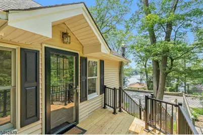 358 Lakeview Ave, Ringwood, NJ 07456 - Photo 4