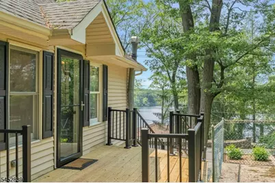 358 Lakeview Ave, Ringwood, NJ 07456 - Photo 2