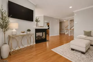 313 Edmonton Ct, Livingston, NJ 07039 - Photo 4