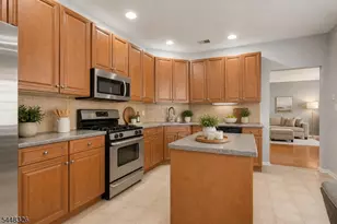 313 Edmonton Ct, Livingston, NJ 07039 - Photo 6