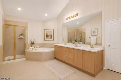 313 Edmonton Ct, Livingston, NJ 07039 - Photo 10