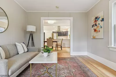 21 Central Ave #1R, Montclair, NJ 07042 - Photo 4