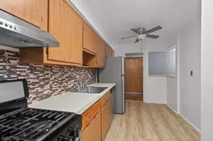 208 Anderson St, Hackensack, NJ 07601 - Photo 12