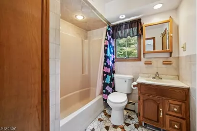 26 Grandview Ave, Oakland, NJ 07436 - Photo 22