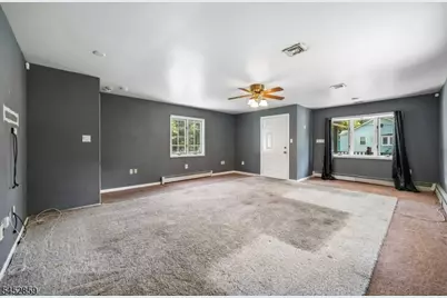26 Grandview Ave, Oakland, NJ 07436 - Photo 2