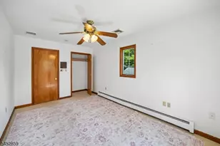26 Grandview Ave, Oakland, NJ 07436 - Photo 10