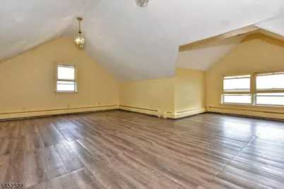224 Romain Ave, Pompton Lakes, NJ 07442 - Photo 20