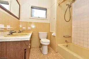 224 Romain Ave, Pompton Lakes, NJ 07442 - Photo 18