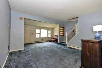 224 Romain Ave, Pompton Lakes, NJ 07442 - Photo 10